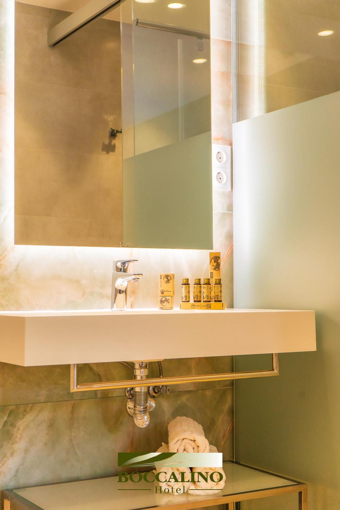 Hotel Boccalino シッチェス エクステリア 写真